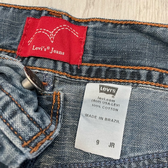 Levi’s Denim Skirt, Cutoff & distressed, size 9 JRs, CUTE!! Button Fly - Picture 3 of 4